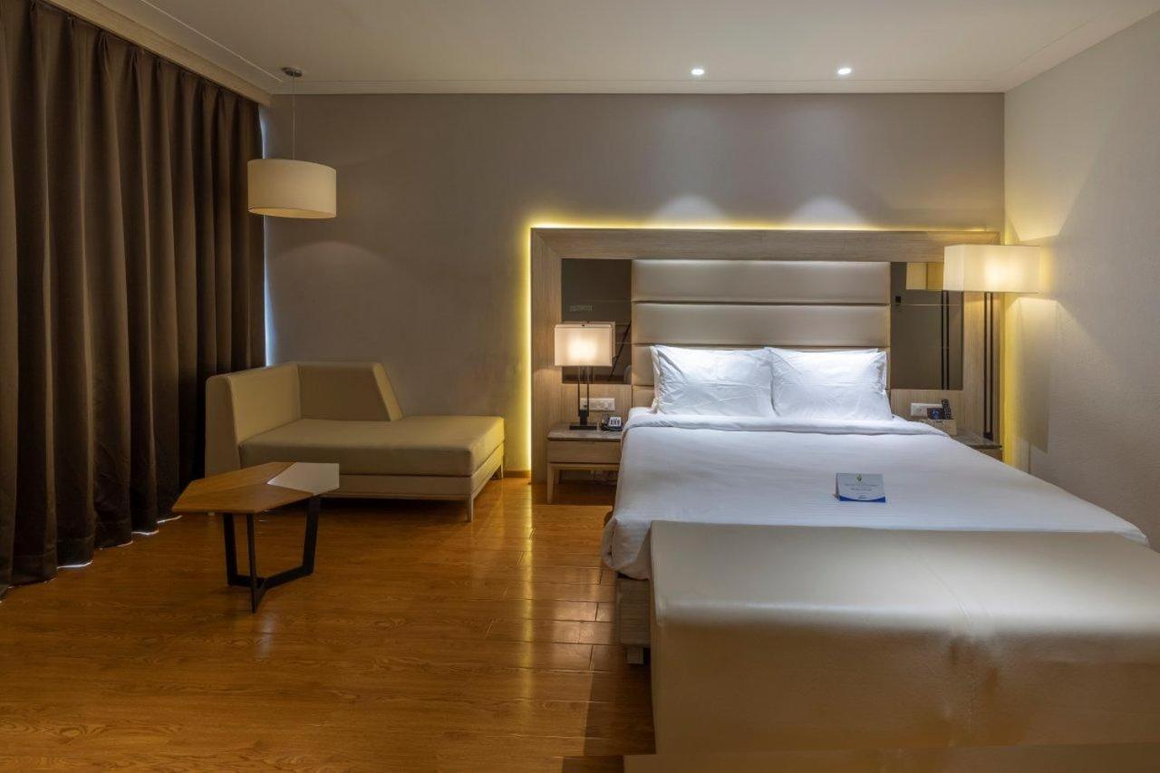 Sarovar Portico Morbi 외부 사진