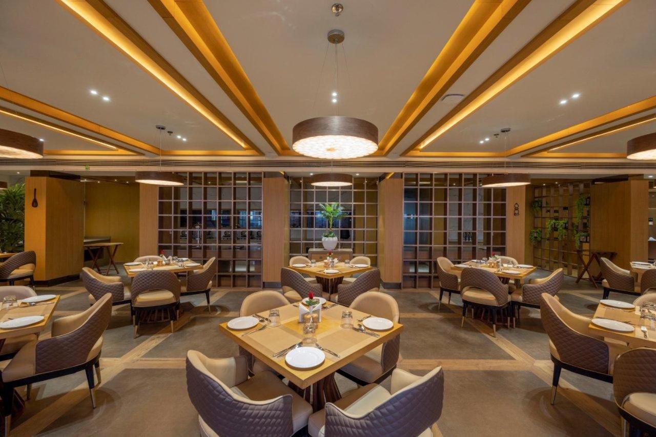 Sarovar Portico Morbi 외부 사진