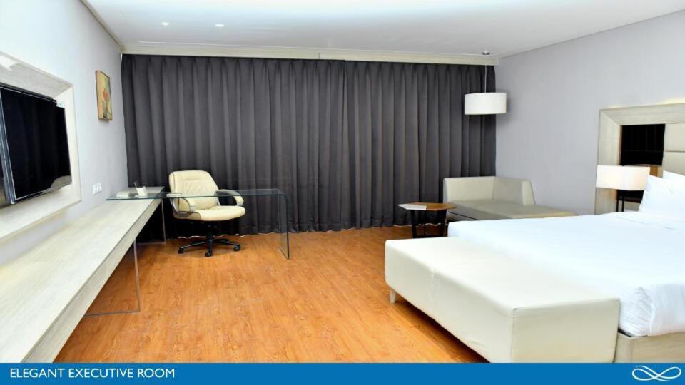 Sarovar Portico Morbi 외부 사진